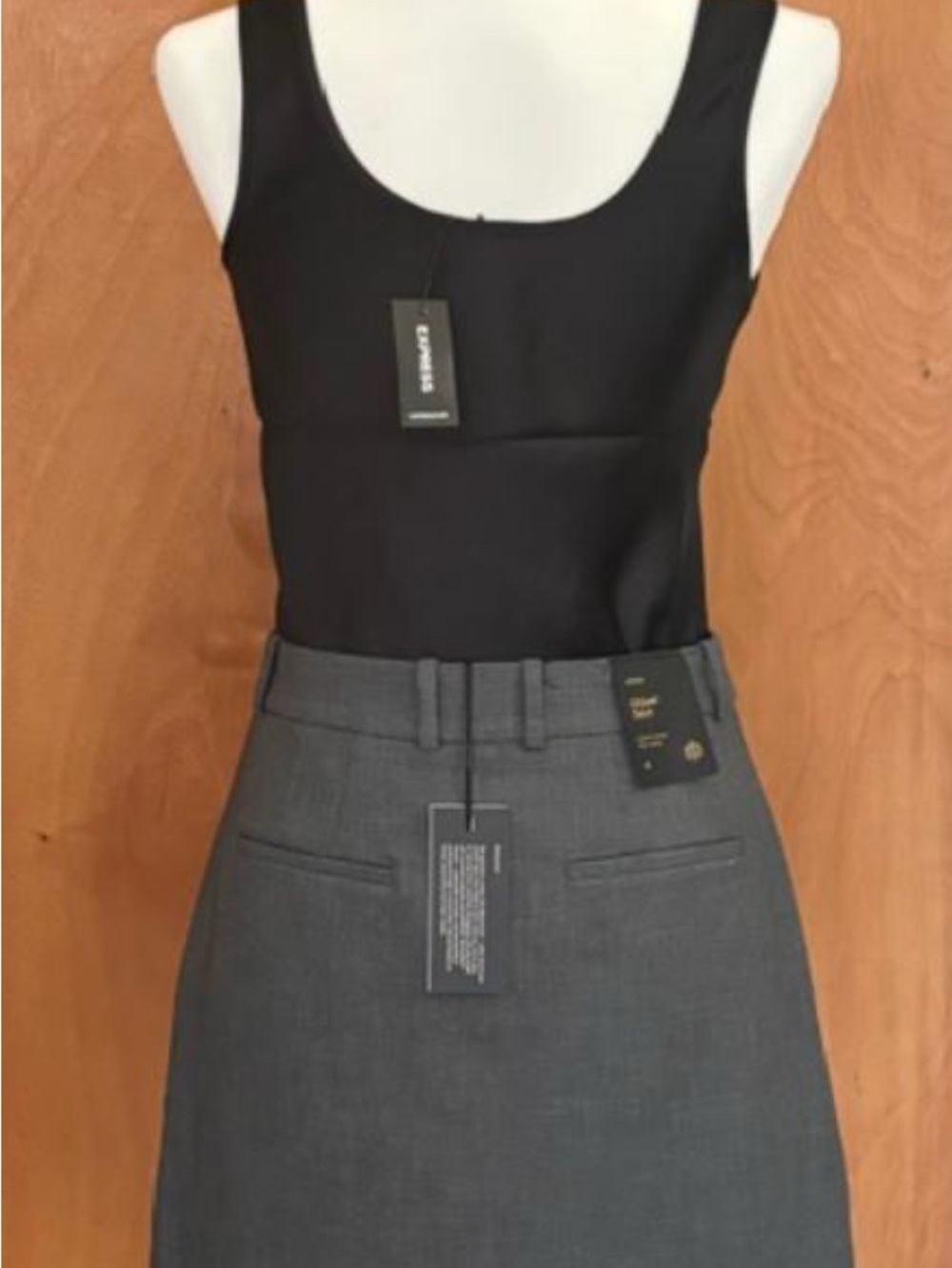 Black Express XS Top with Aritzia Babaton Heather Gray Skirt Size 4 Set